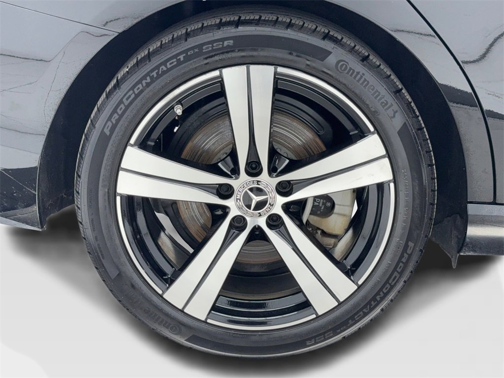 Used 2025 Mercedes-Benz C 300 Sedan image 53