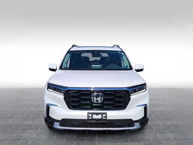 Used 2025 Honda Pilot Elite image 2