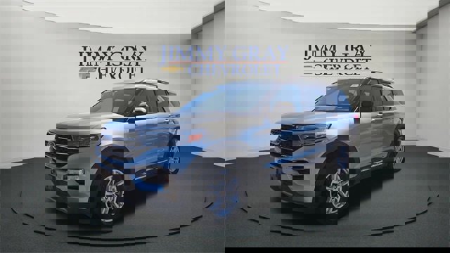 Used 2020 Ford Explorer XLT w/ Equipment Group 202A image 7