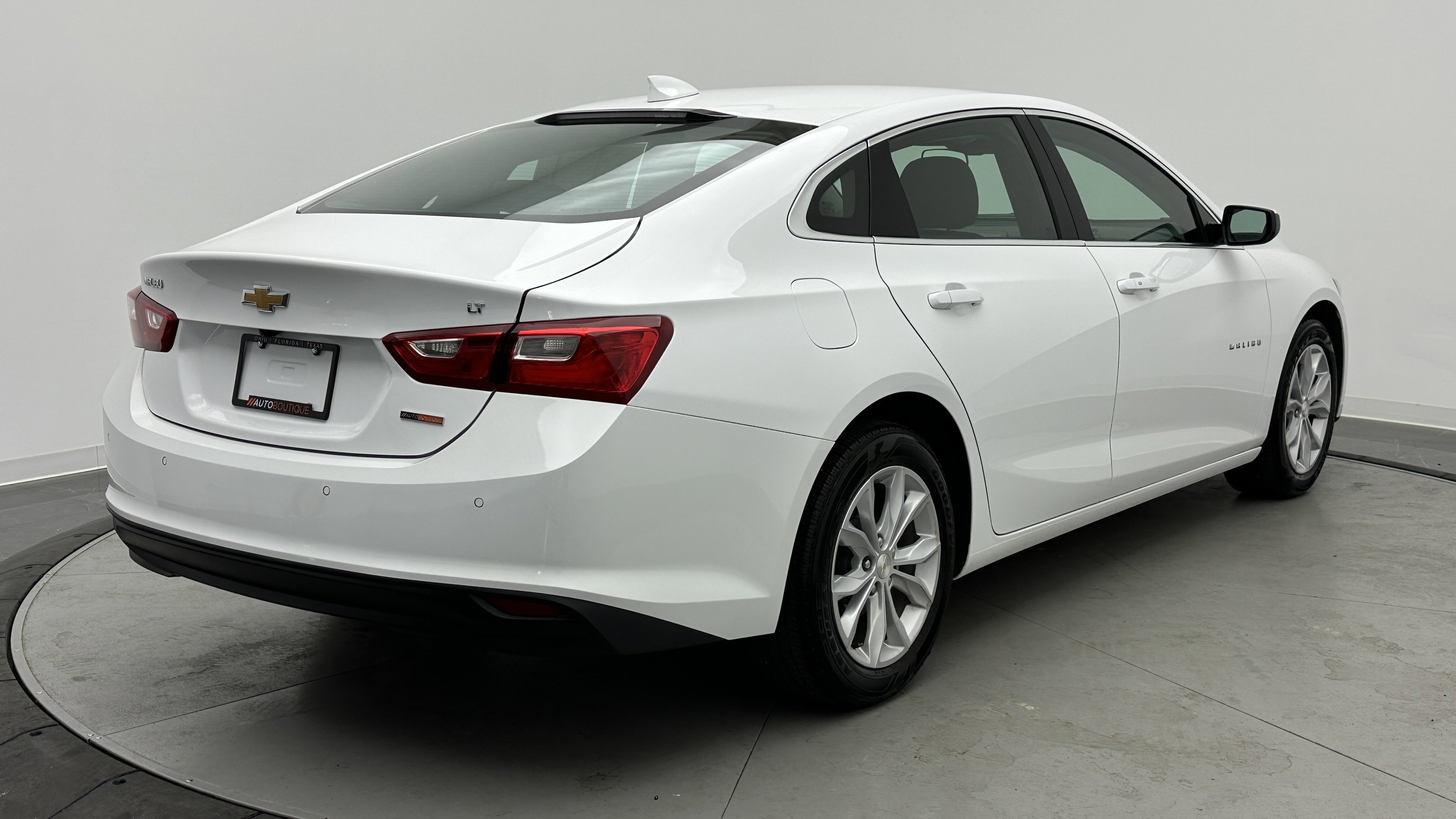Used 2025 Chevrolet Malibu LT image 7