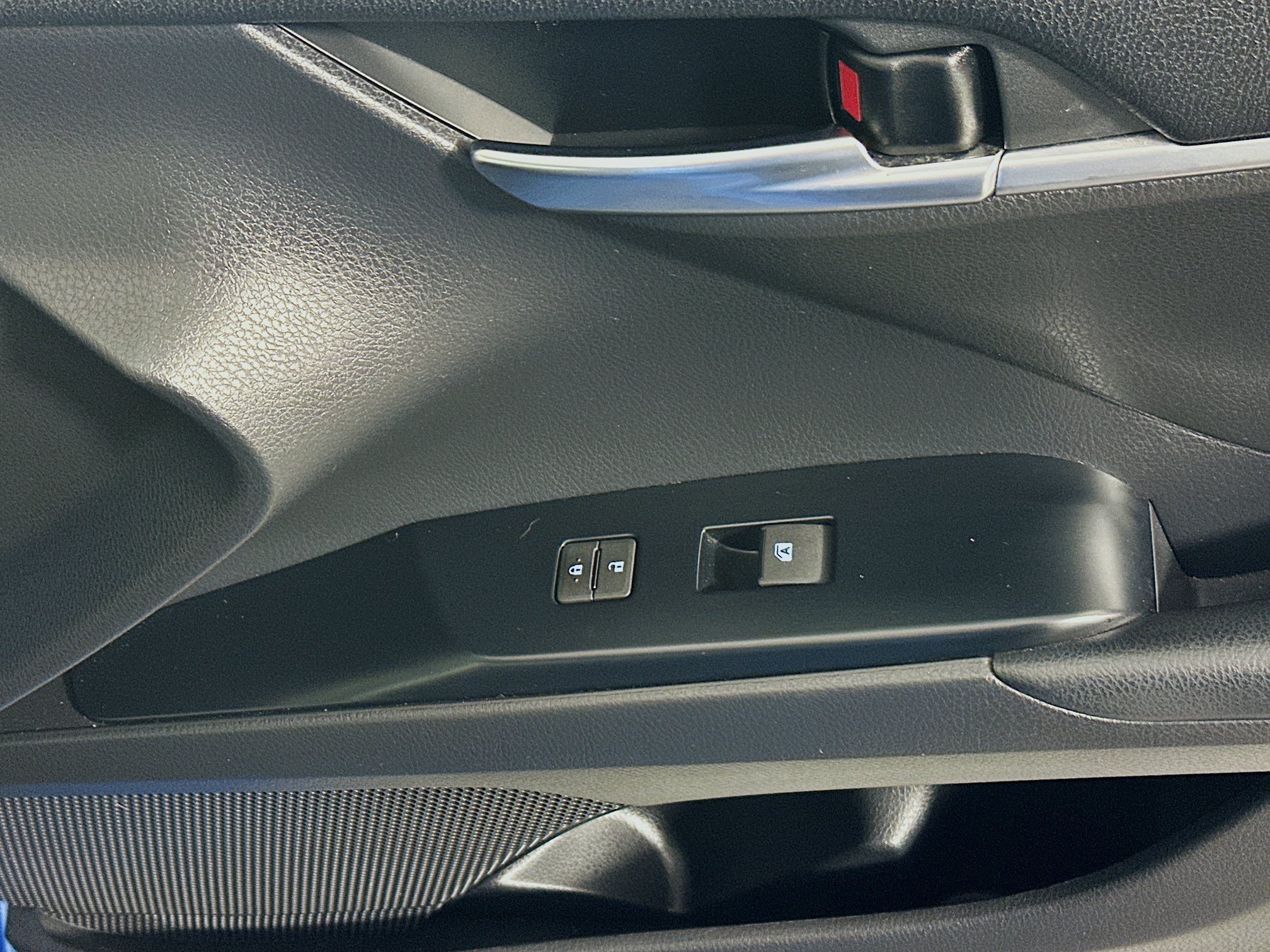 Used 2020 Toyota Camry SE w/ Audio Package FWD image 29