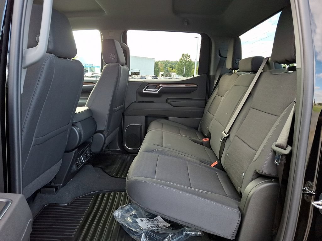New 2026 Chevrolet Silverado 1500 LT AWD/4WD image 6