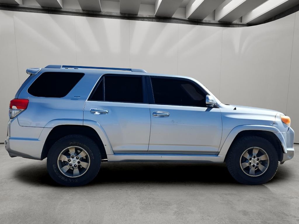 Used 2011 Toyota 4Runner SR5 w/ Premium Pkg w/Leather AWD/4WD image 6