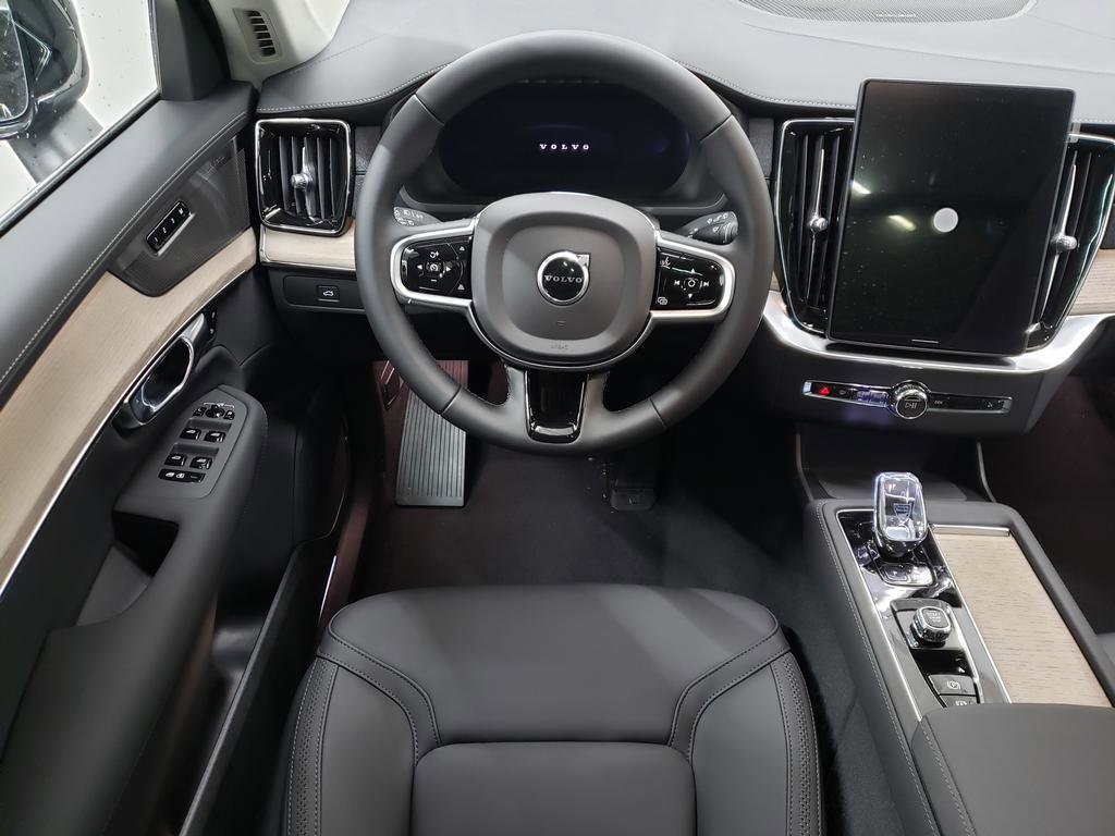 New 2026 Volvo XC90 B6 Plus w/ Protection Package Premier AWD/4WD image 10