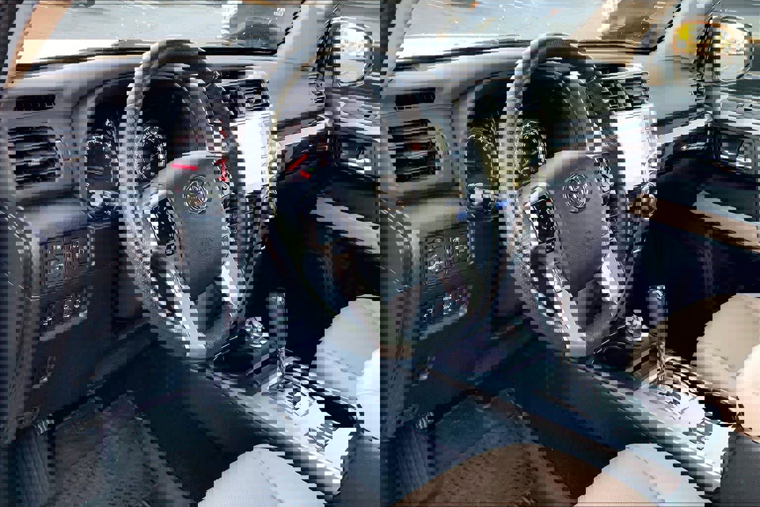 Used 2023 Toyota 4Runner Limited image 17