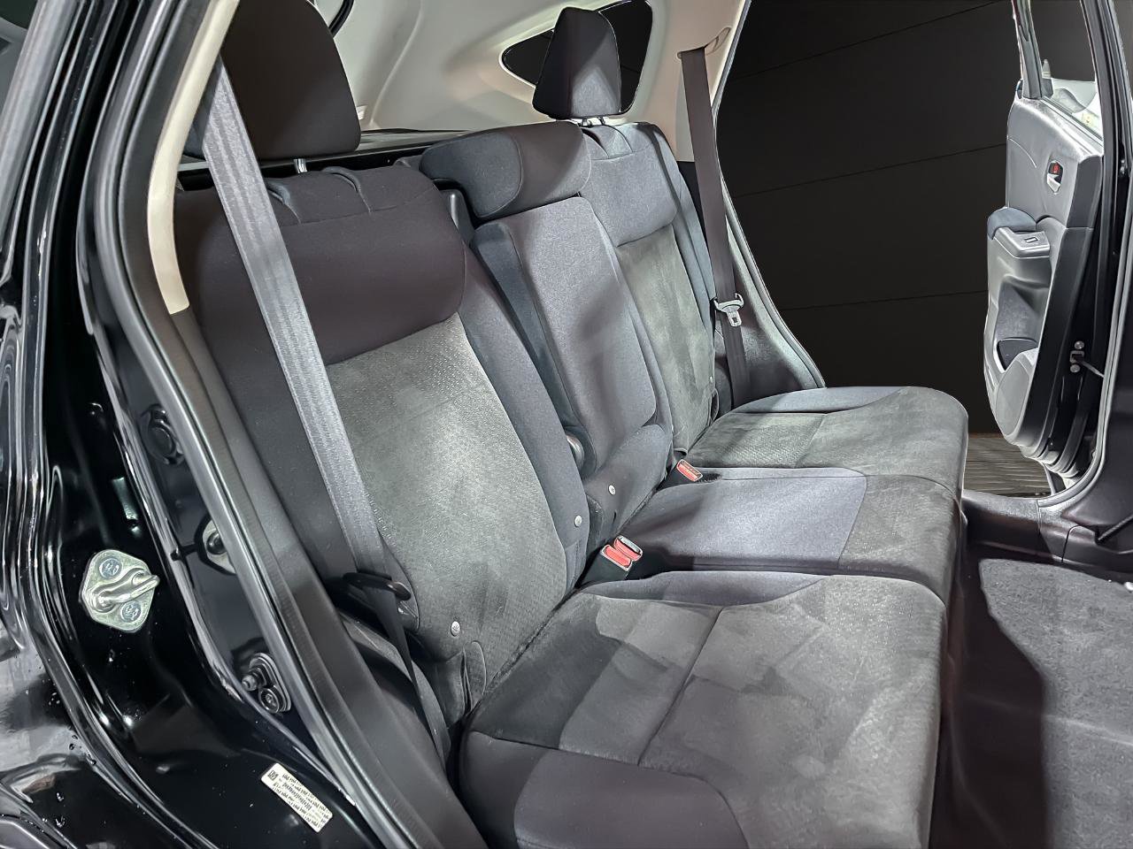 Used 2015 Honda CR-V LX image 18
