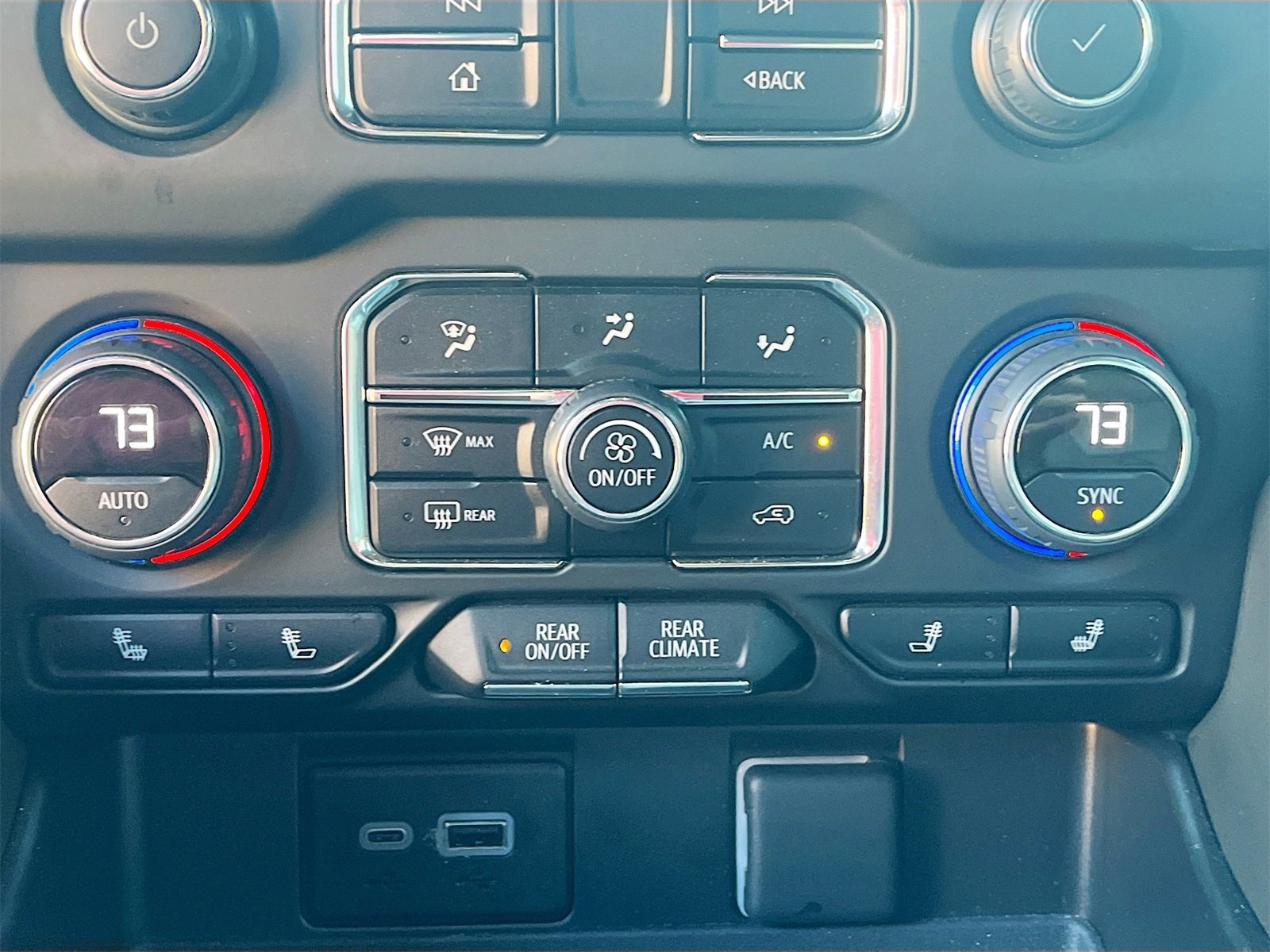 Used 2023 Chevrolet Tahoe LT w/ Luxury Package image 16