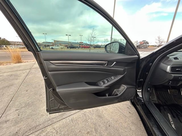 Used 2022 Honda Accord Sport image 10