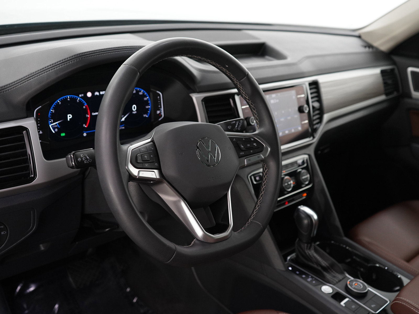 Used 2021 Volkswagen Atlas SEL image 23