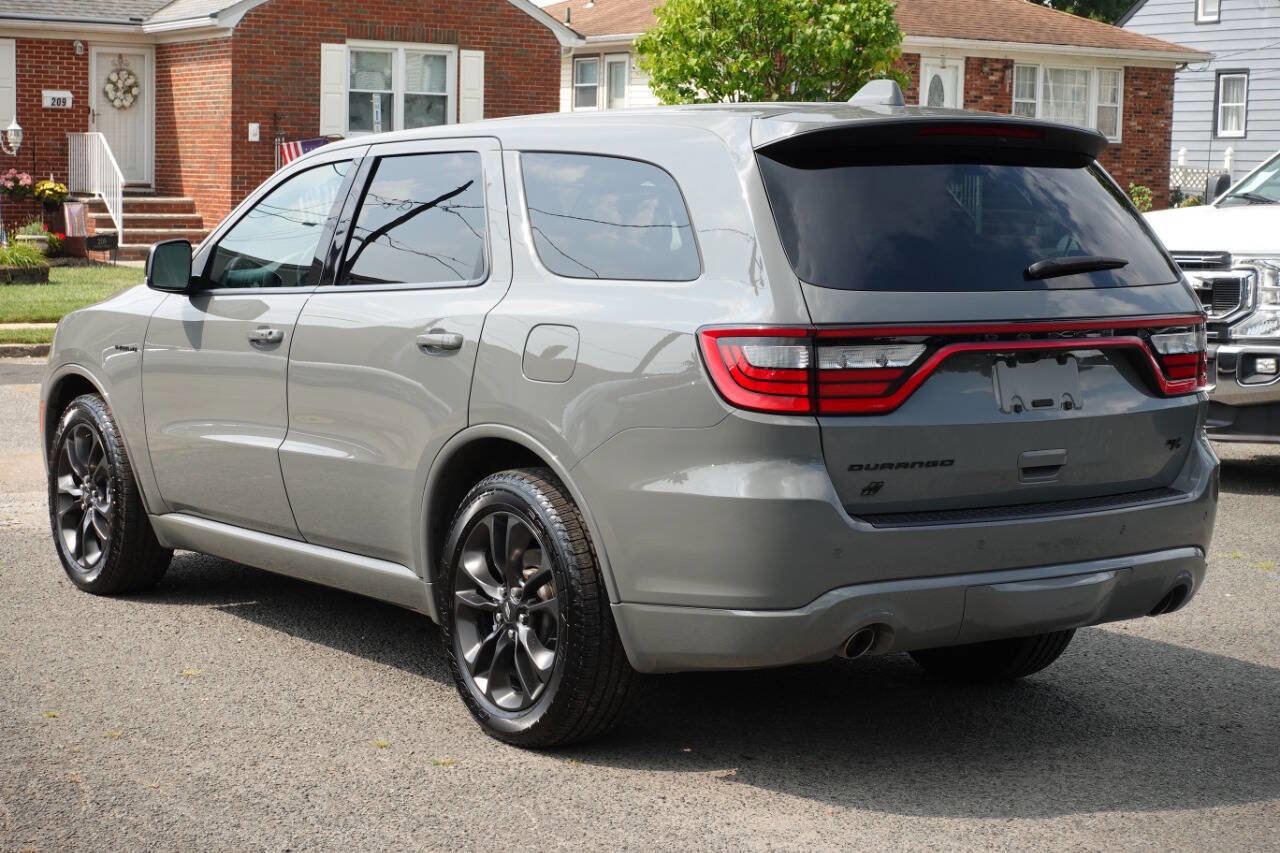 Used 2022 Dodge Durango R/T w/ Trailer Tow Group IV image 2