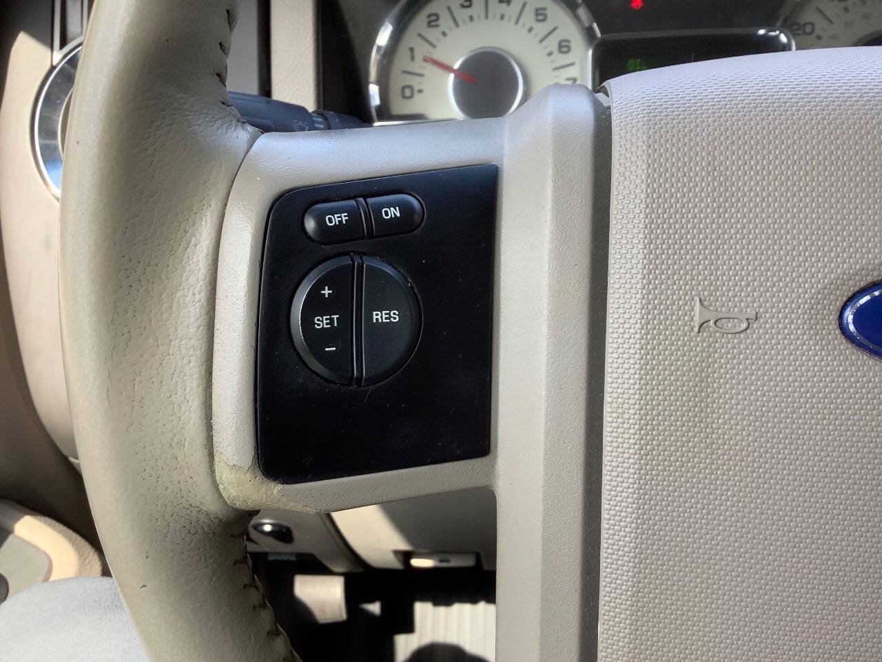 Used 2013 Ford Expedition XLT w/ HD Trailer Tow Pkg AWD/4WD image 48