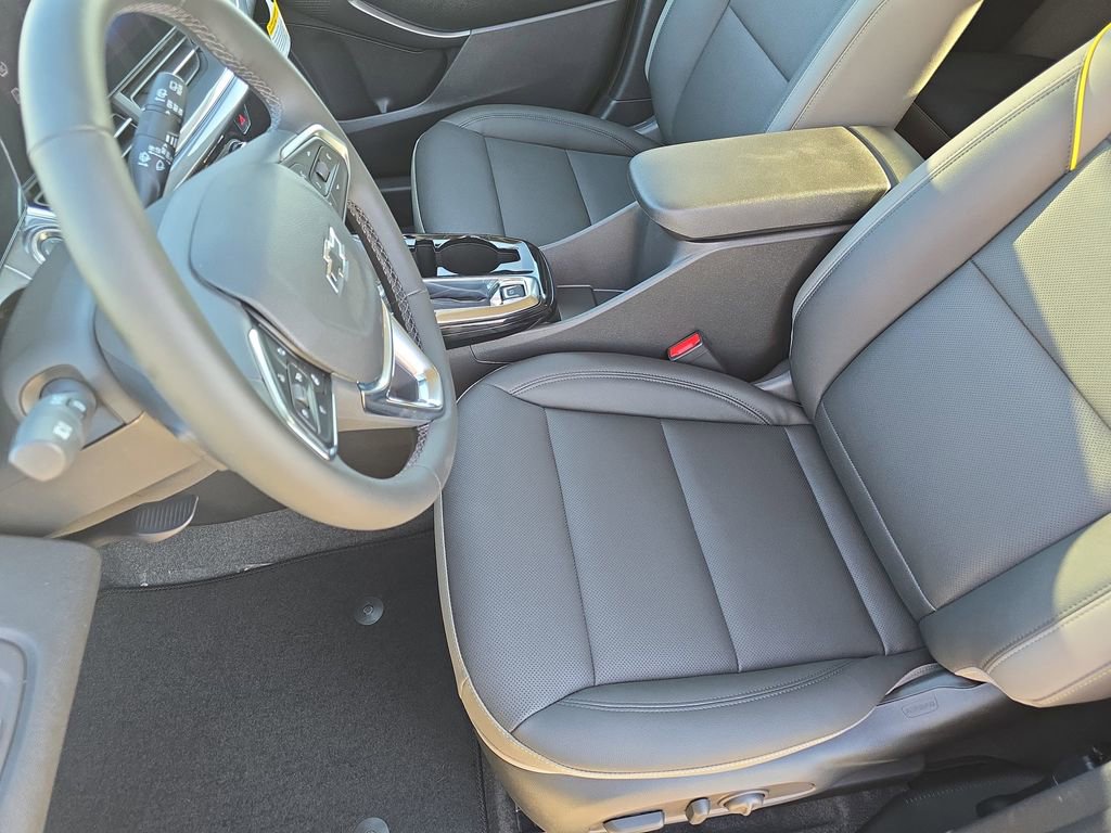 New 2026 Chevrolet Trax ACTIV w/ Driver Confidence Package FWD image 16