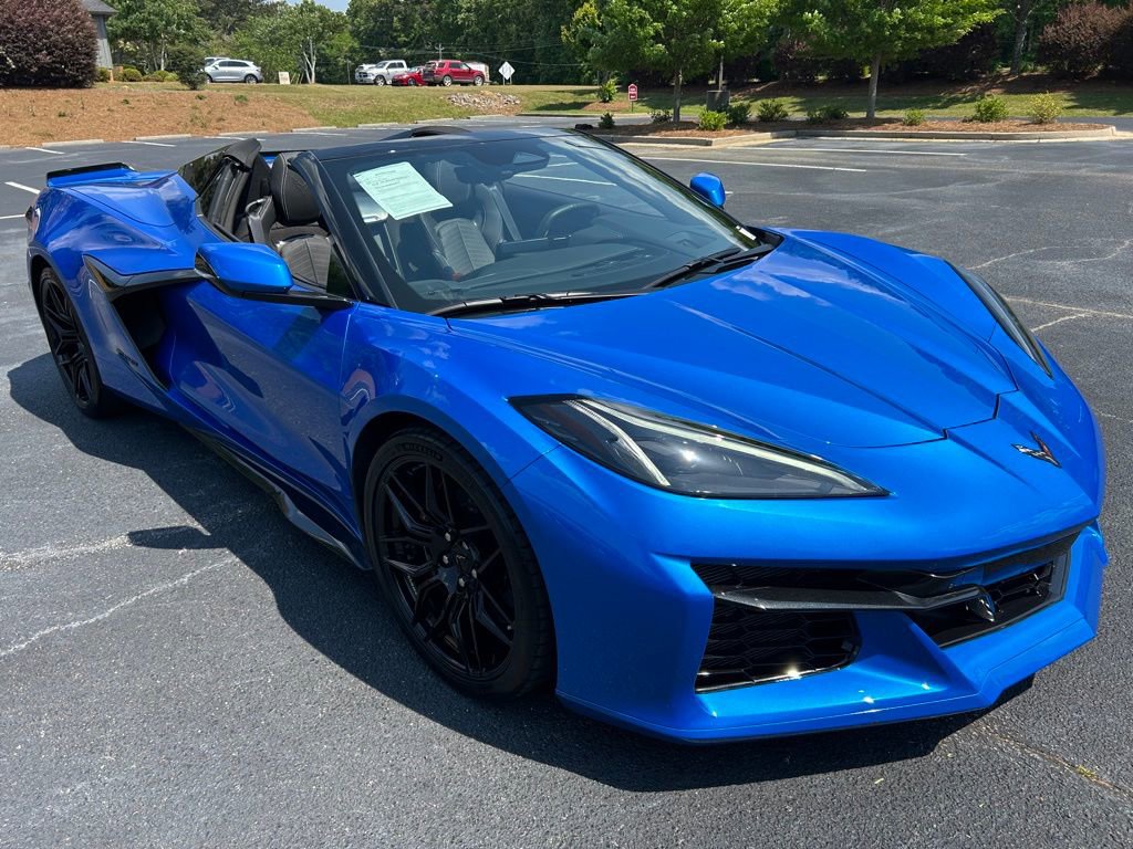 Used 2024 Chevrolet Corvette Z06 RWD image 29