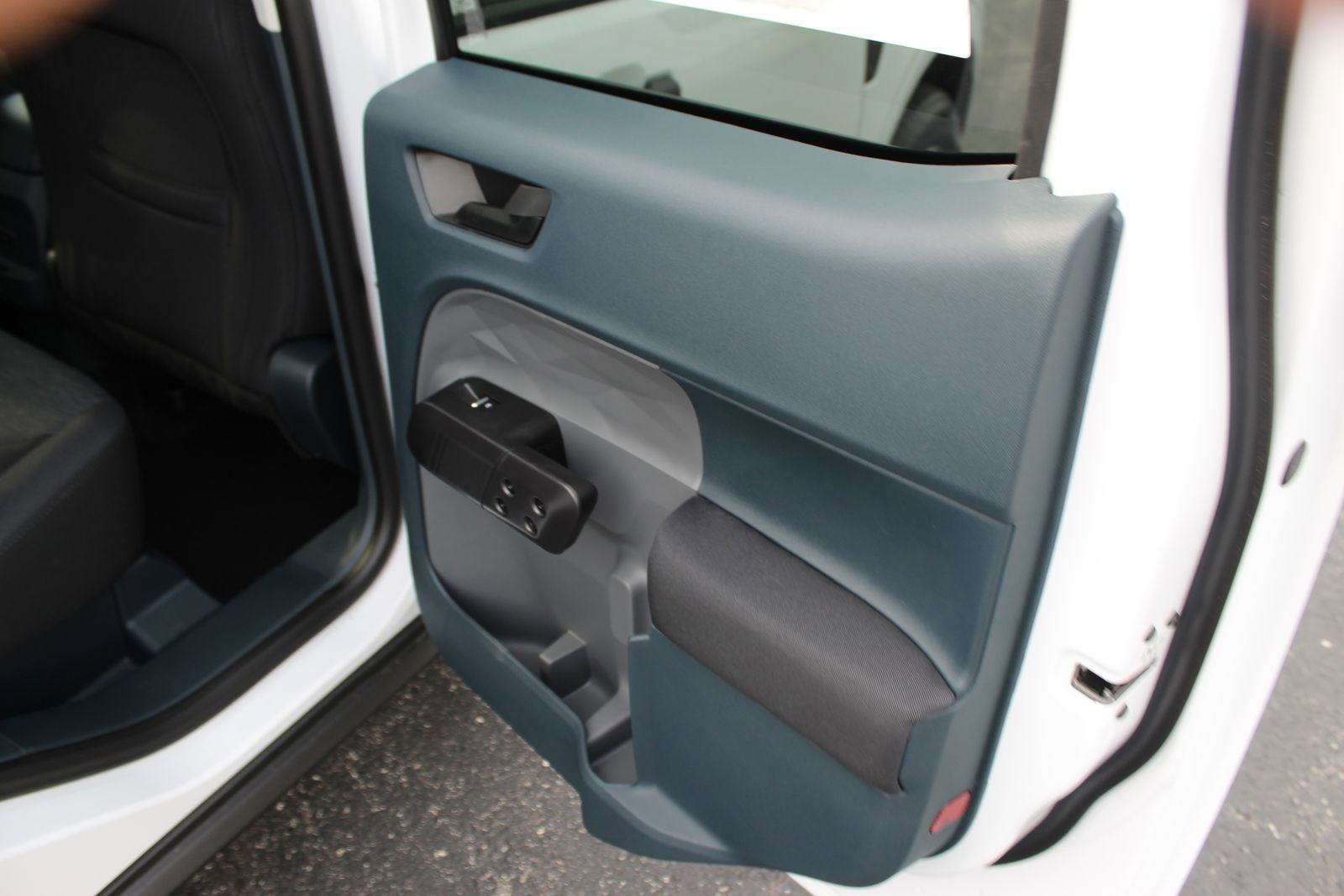 New 2025 Ford Maverick XL w/ 4K Tow Package image 14