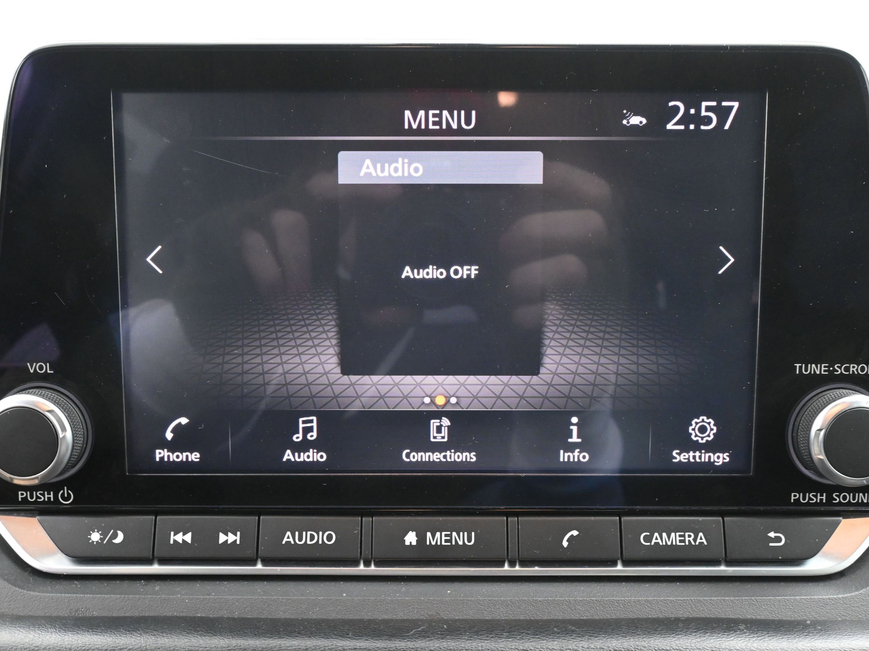 Used 2021 Nissan Rogue SV image 16