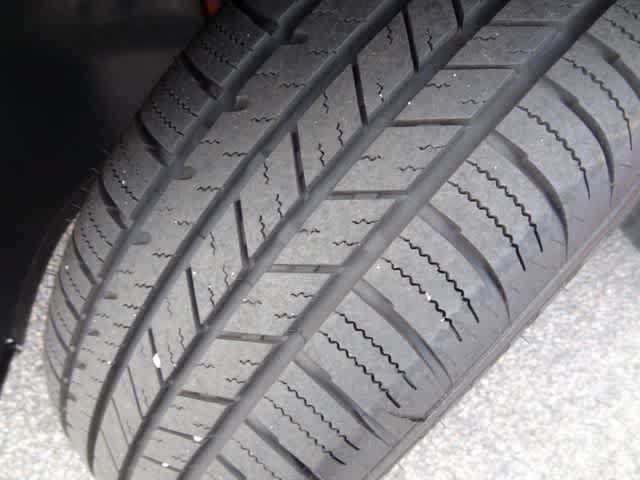 Used 2024 Kia Soul LX w/ Option Group 015 FWD image 33