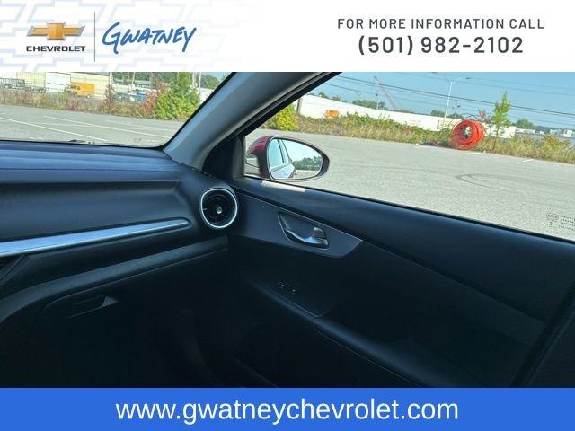 Used 2024 Kia Forte LXS w/ LXS Technology Package image 24