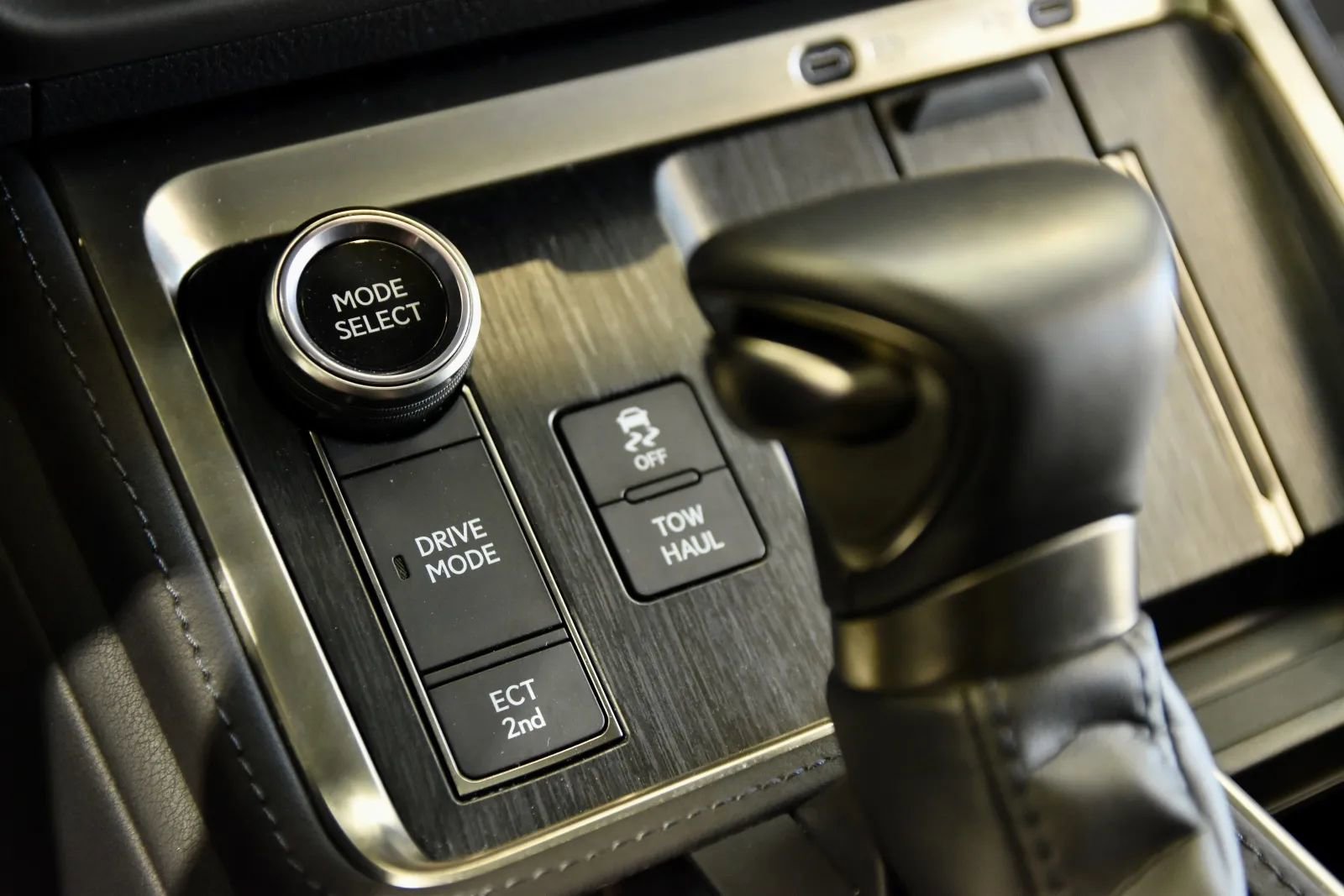 Used 2024 Lexus GX 550 w/ Accessory Package (Z1) image 16