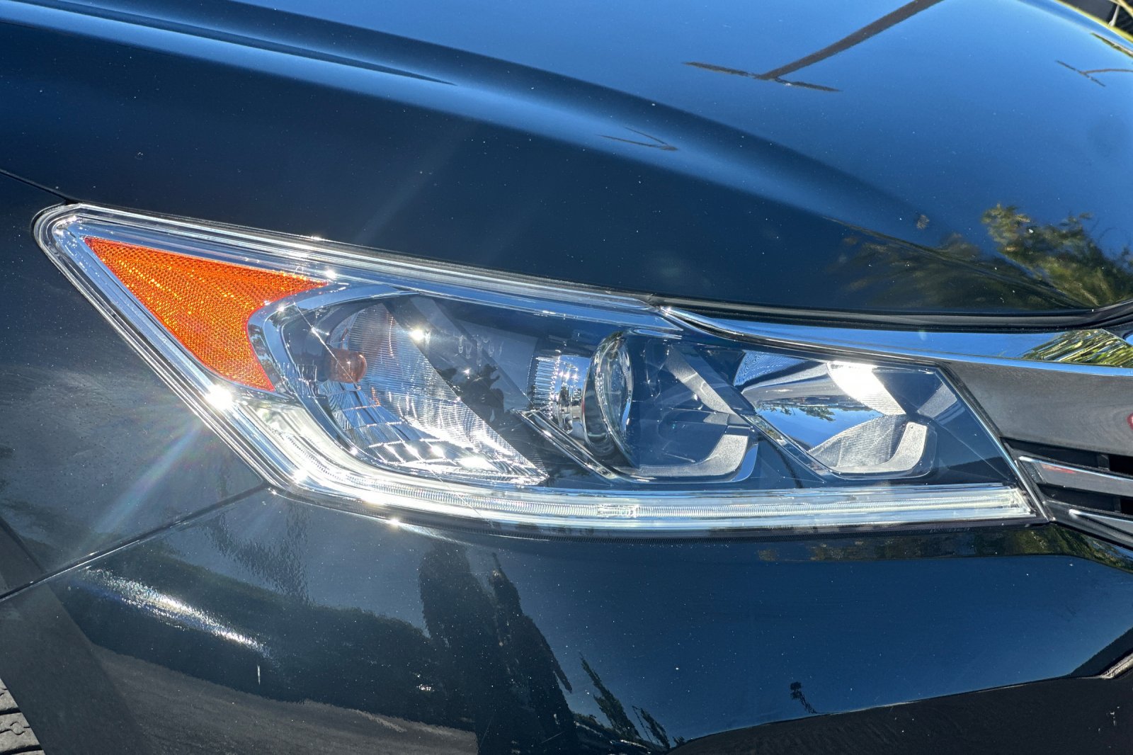 Used 2017 Honda Accord Sport image 10