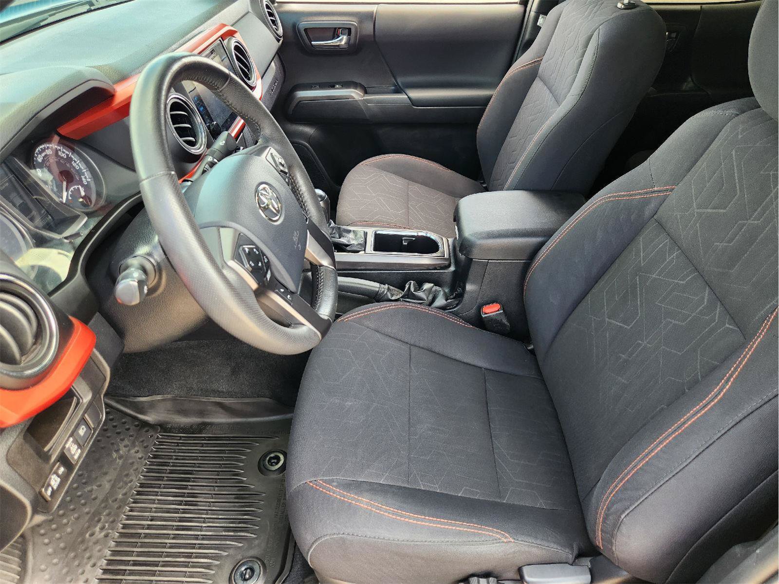 Used 2019 Toyota Tacoma TRD Sport RWD image 13