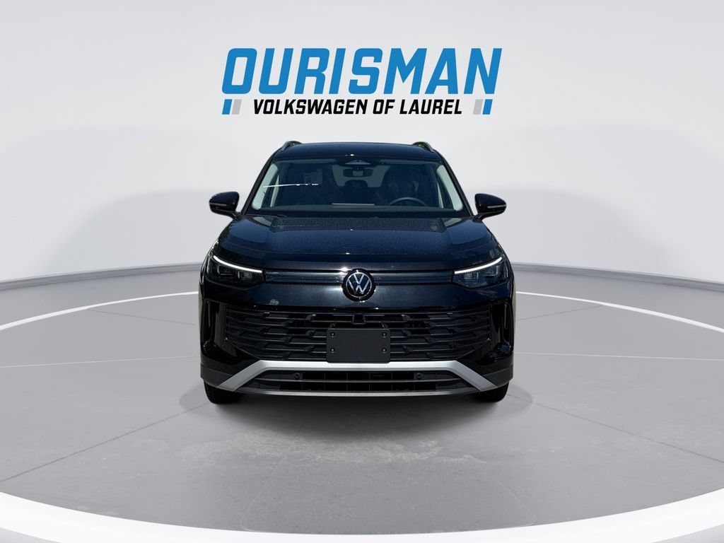 New 2026 Volkswagen Tiguan SE R-Line AWD/4WD image 3