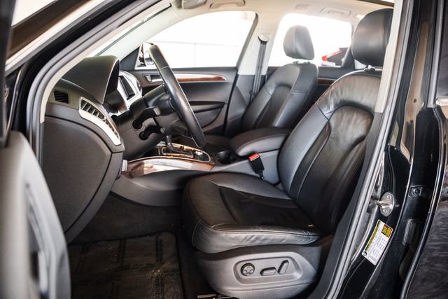 Used 2011 Audi Q5 3.2 Premium Plus w/ Audi MMI Navigation Plus Pkg image 5