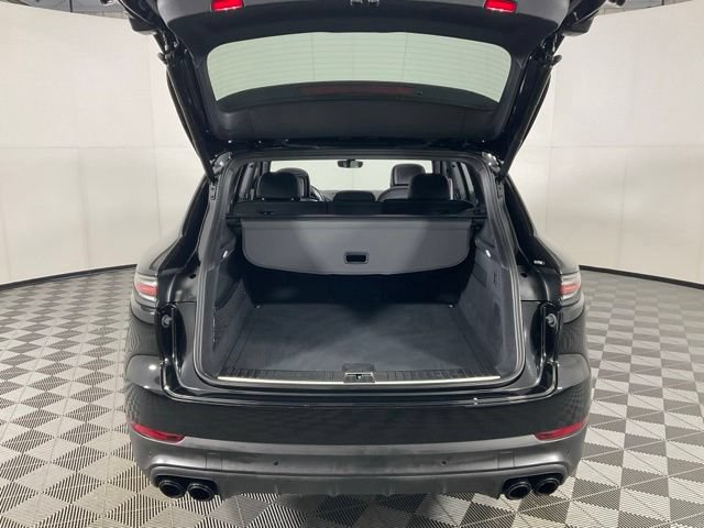 Used 2023 Porsche Cayenne S Platinum AWD/4WD image 30