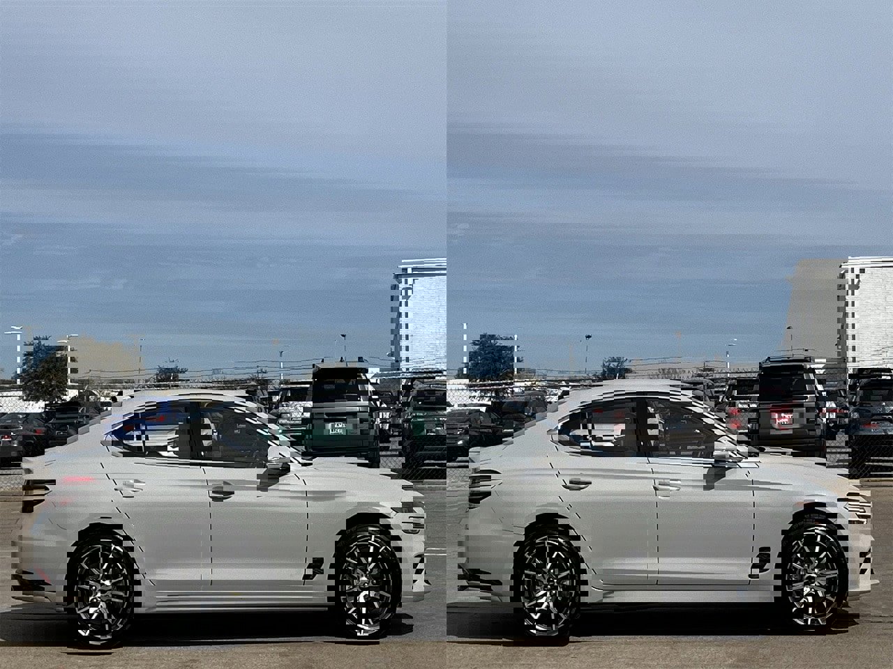 Used 2025 Genesis G70 2.5T image 3