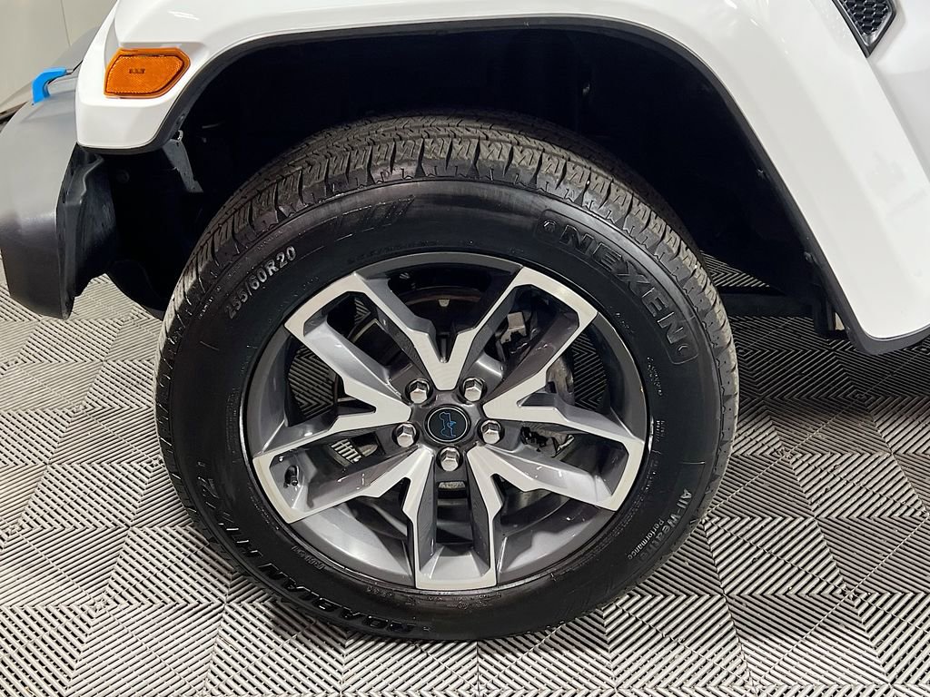 Used 2024 Jeep Wrangler Unlimited image 27