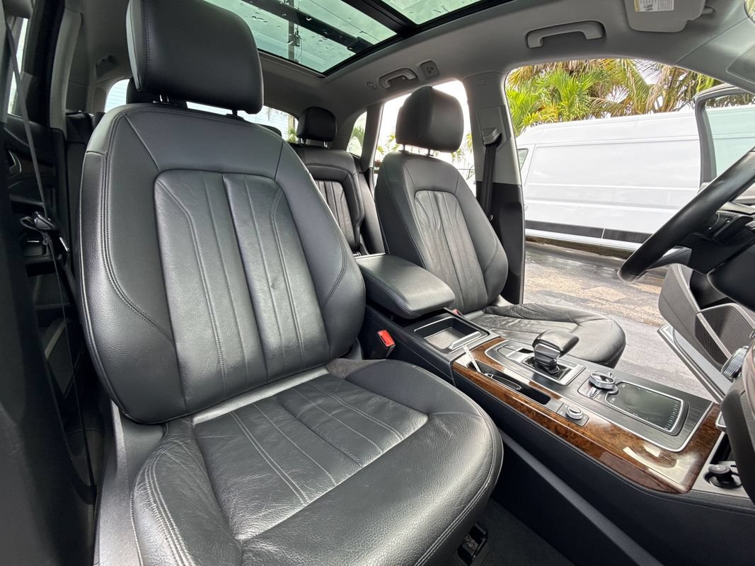 Used 2018 Audi Q5 2.0T Premium Plus w/ Premium Plus Package AWD/4WD image 26