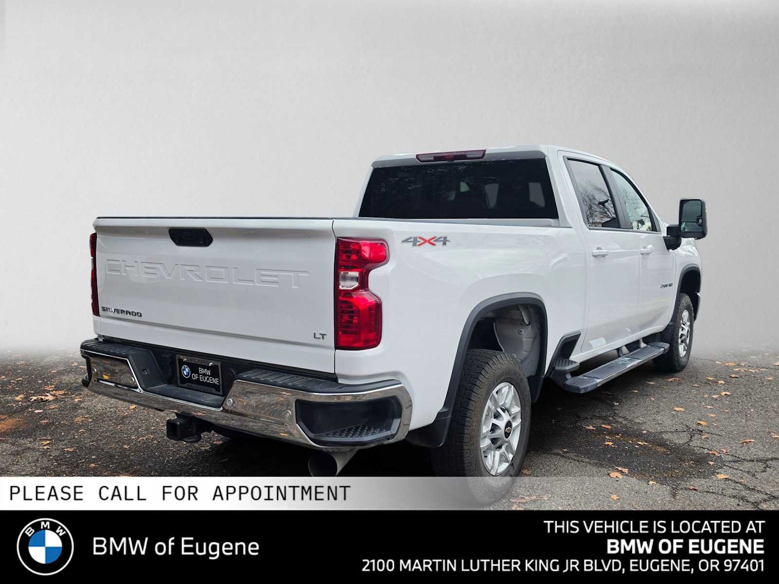 Used 2025 Chevrolet Silverado 2500 LT w/ Safety Package AWD/4WD image 3