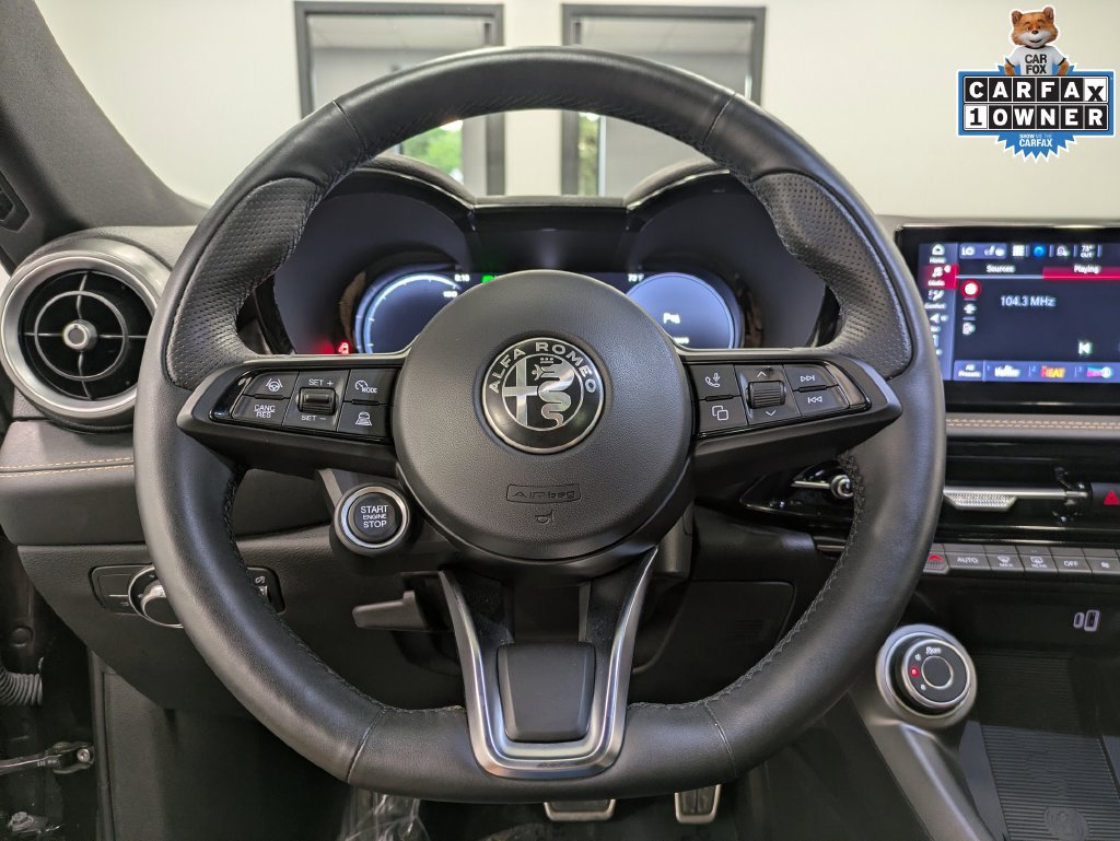 Used 2025 Alfa Romeo Tonale w/ Premium Package AWD/4WD image 19