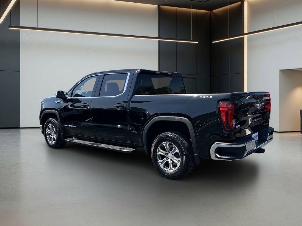 Used 2025 GMC Sierra 1500 SLE AWD/4WD image 3