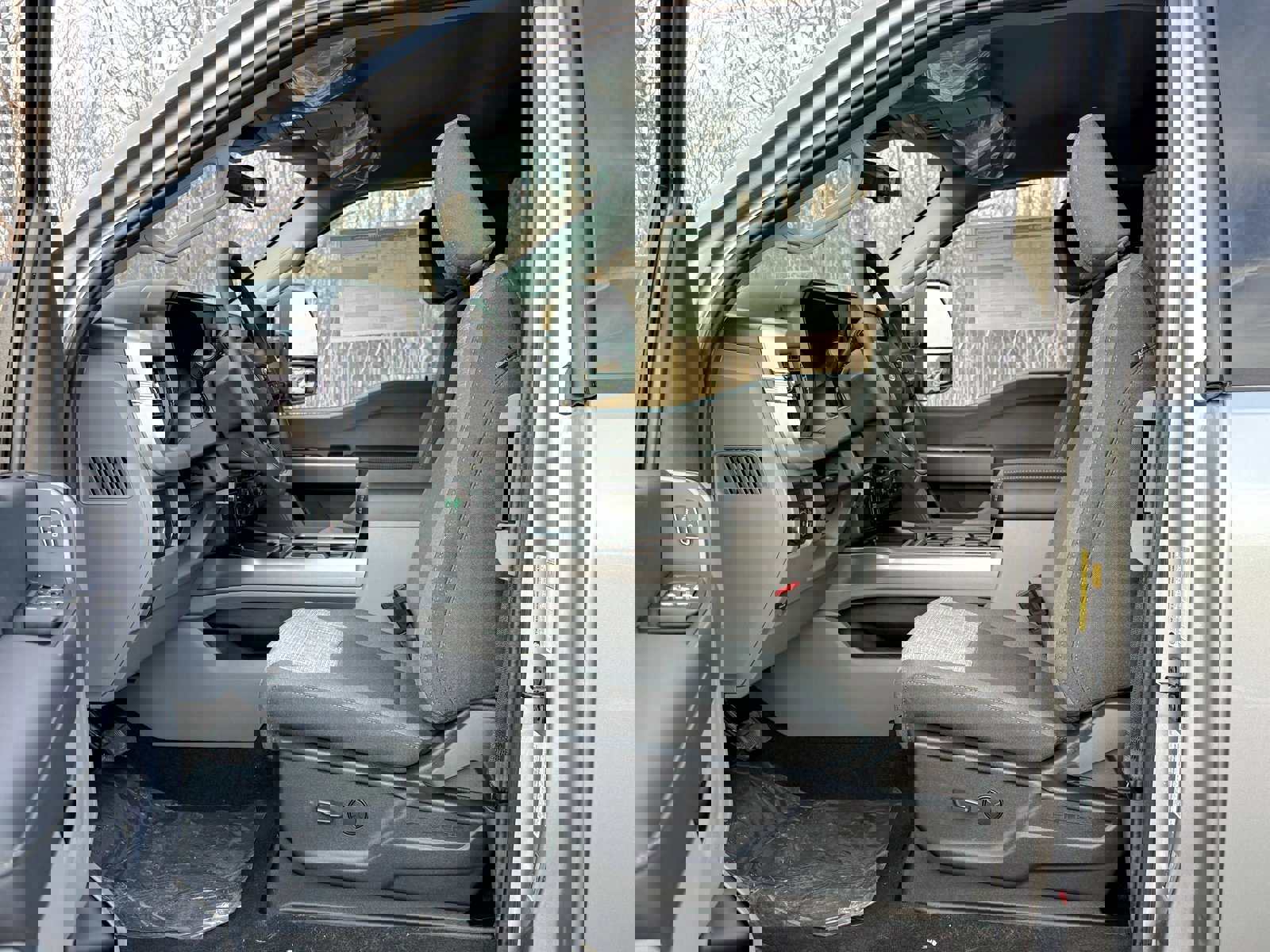 New 2026 Ford F250 XLT w/ Snow Plow Prep Package image 17