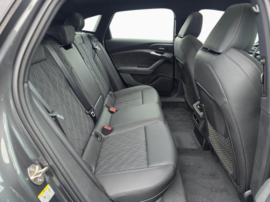 New 2027 Audi S6 e-tron Prestige AWD/4WD image 23