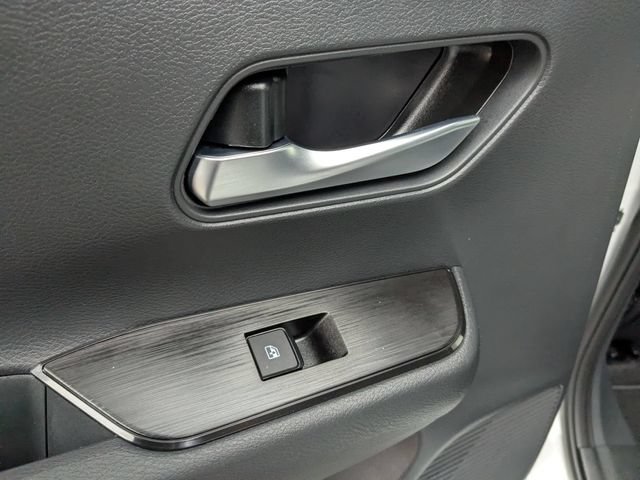 New 2026 Nissan Kicks SV w/ SV Premium Package FWD image 24