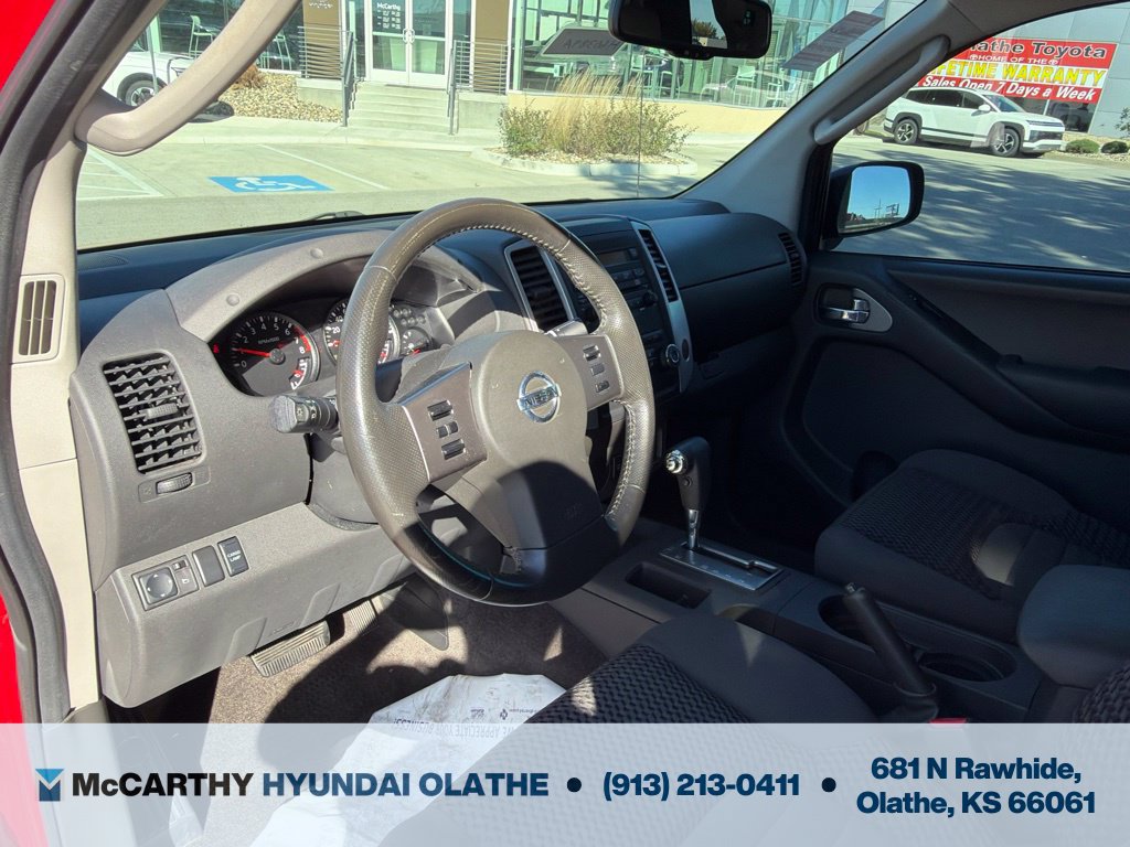 Used 2011 Nissan Frontier SV w/ SV Premium Utility Pkg RWD image 14