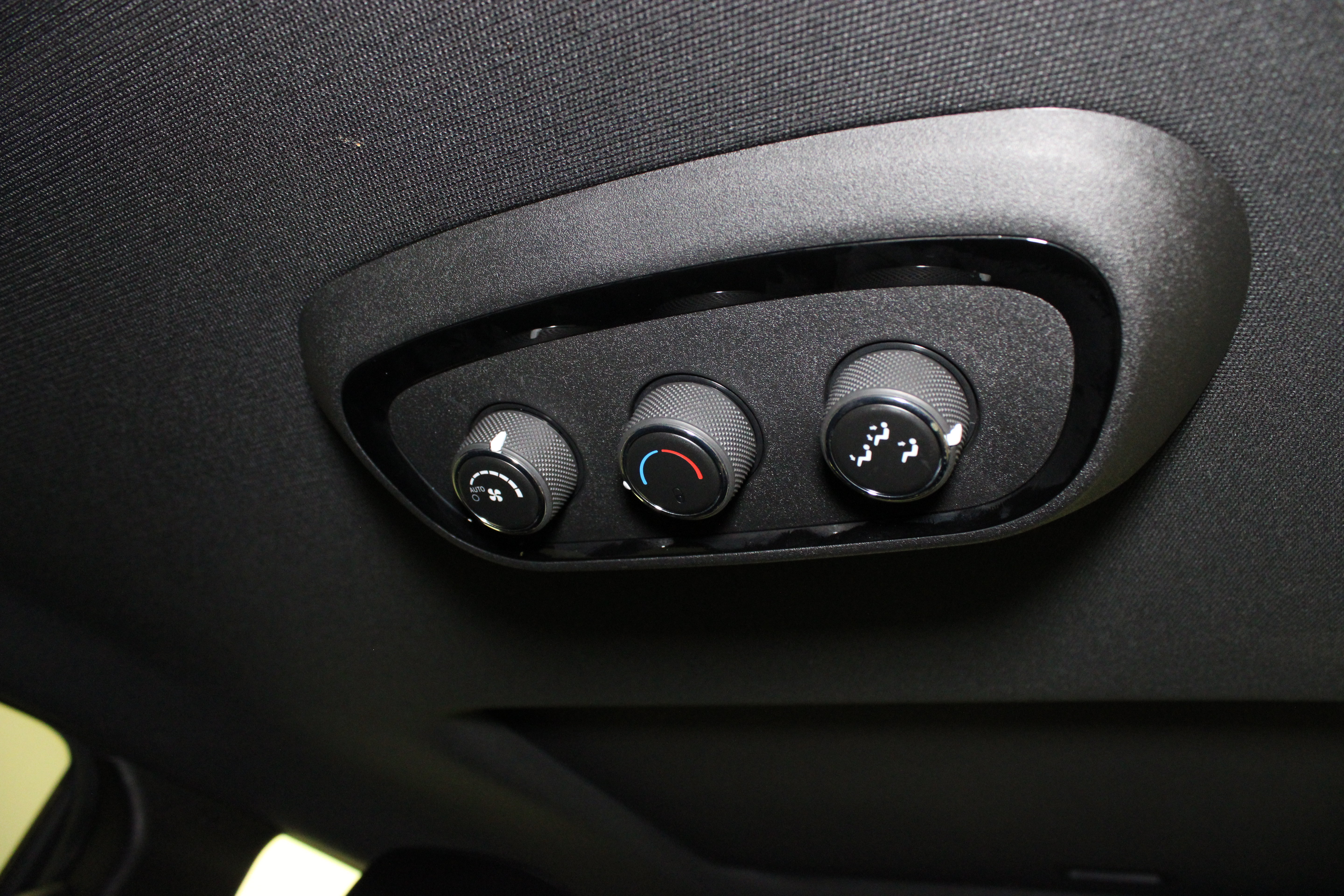 Used 2023 Dodge Durango GT RWD image 19