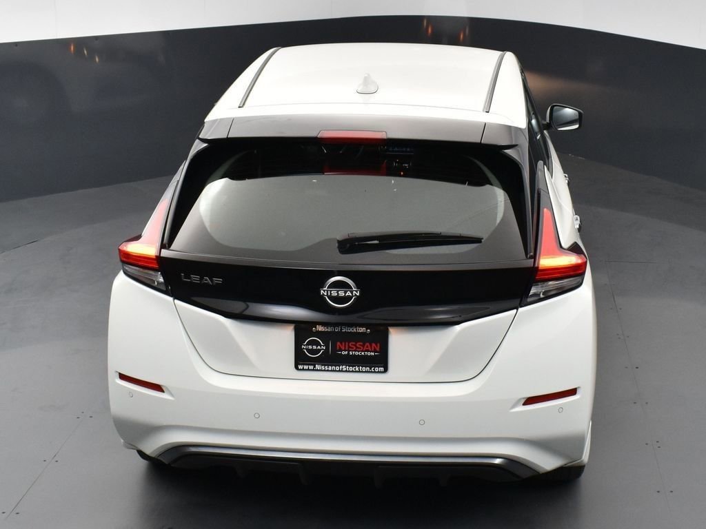 Used 2024 Nissan Leaf S image 49