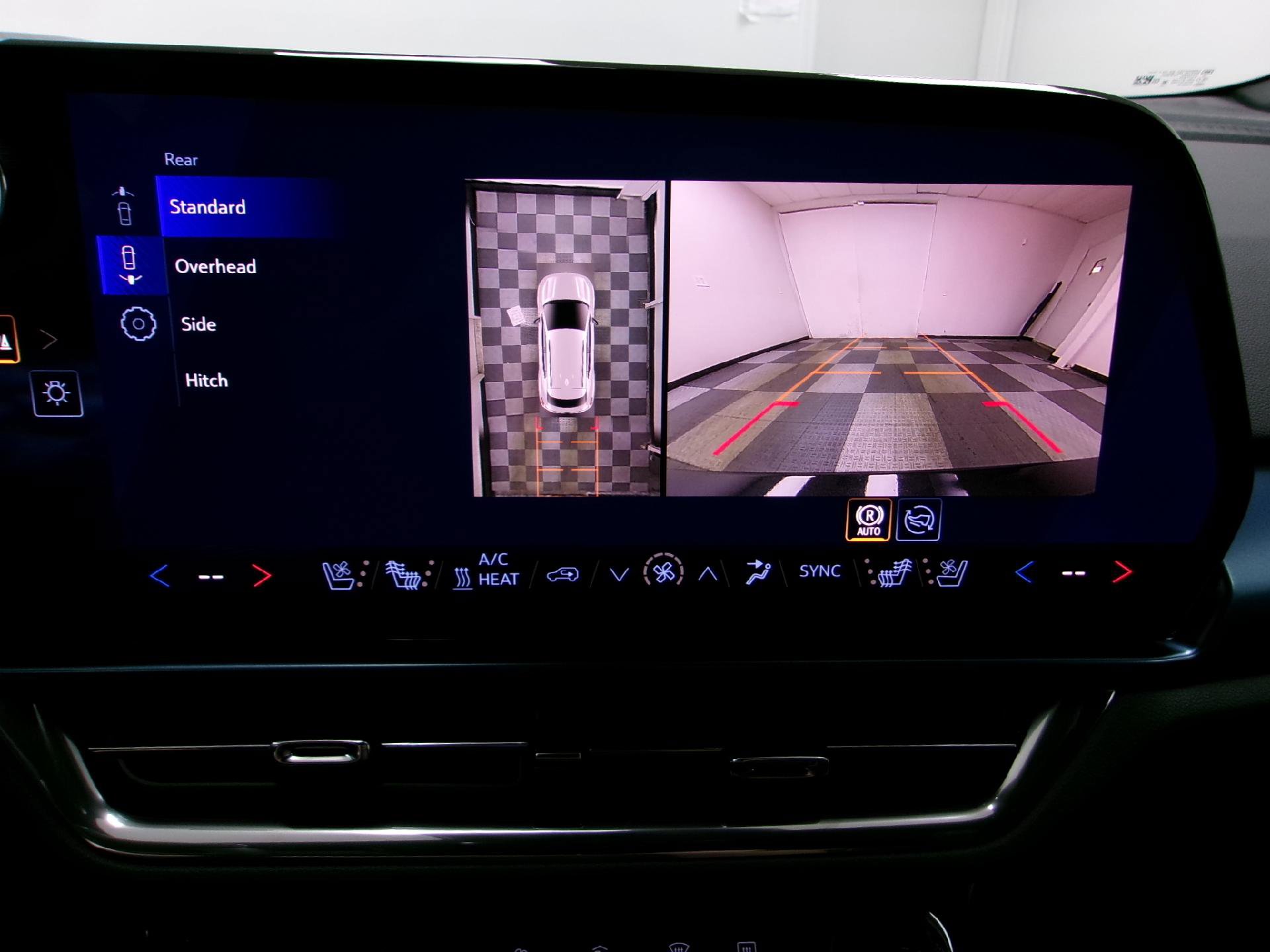 New 2026 Chevrolet Equinox EV LT image 7