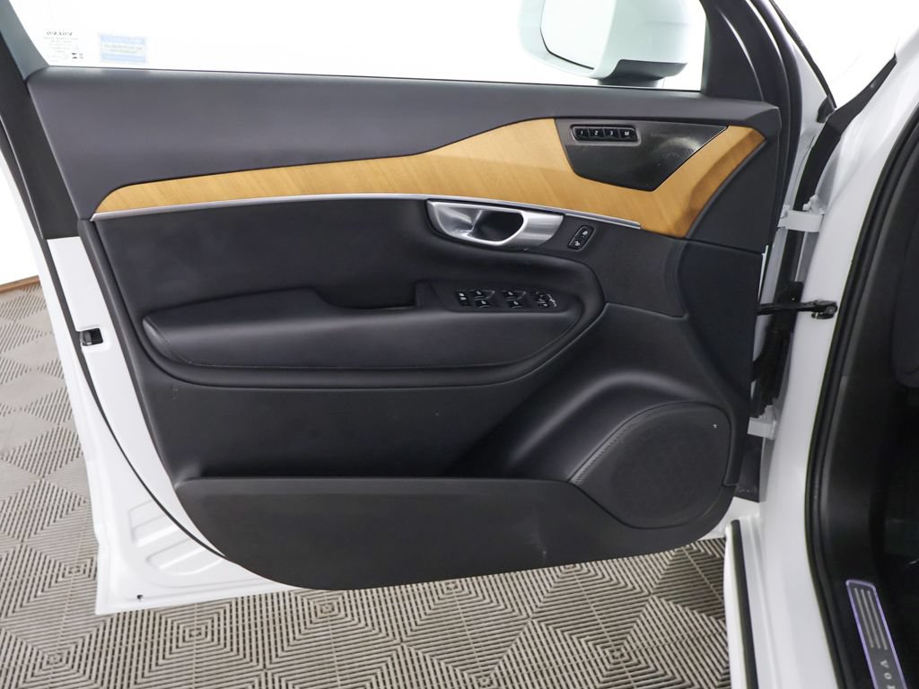 Used 2024 Volvo XC90 B6 Plus w/ Protection Package Premier AWD/4WD image 26