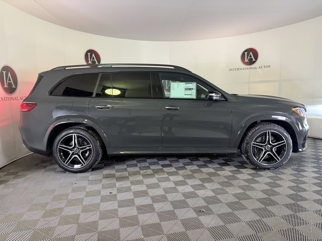 Used 2026 Mercedes-Benz GLS 450 4MATIC image 9