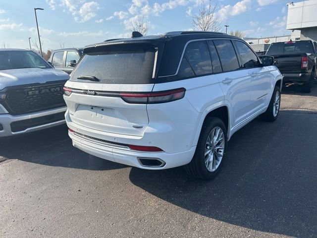 Used 2023 Jeep Grand Cherokee Summit image 4