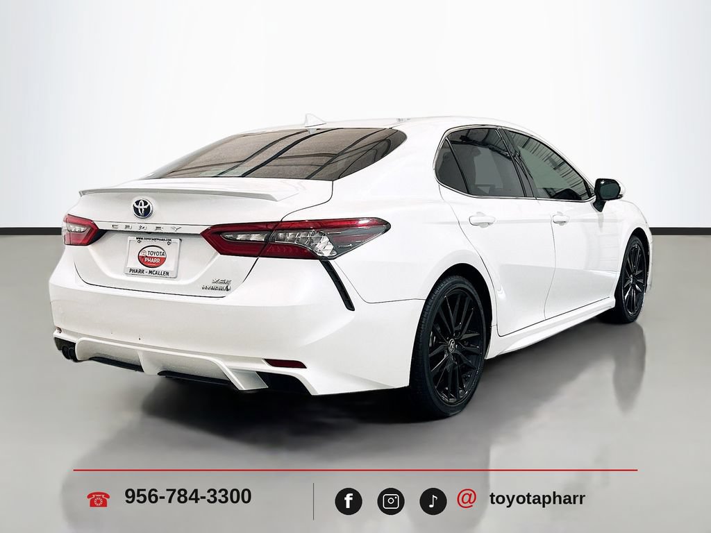 Used 2022 Toyota Camry XSE w/ Cold Weather Package FWD image 4