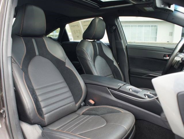 Used 2019 Toyota Avalon XSE FWD image 22