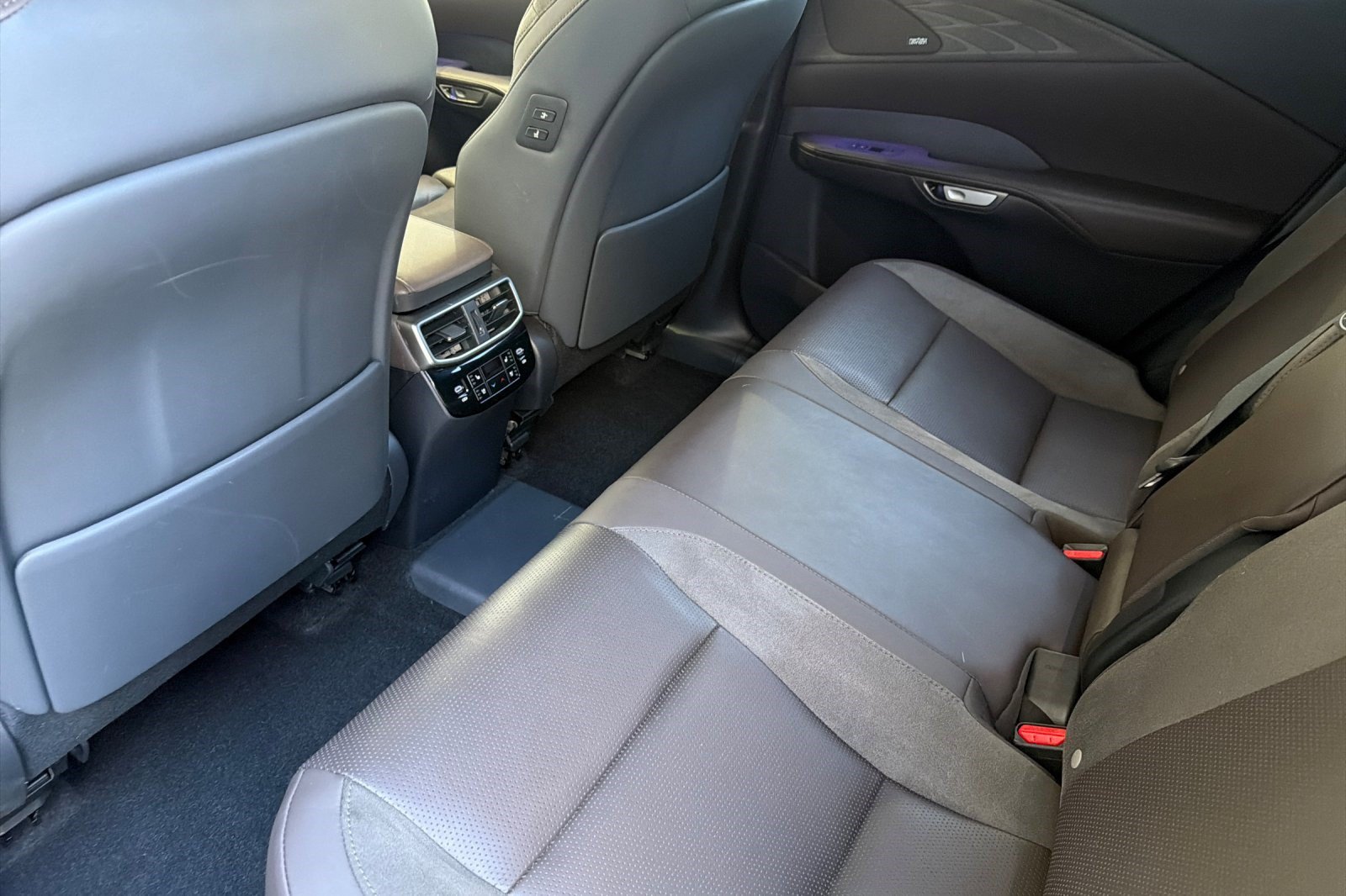 Certified 2025 Lexus RX 450h AWD w/ Convenience Package image 15