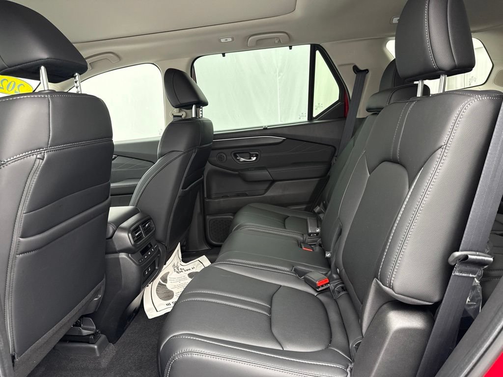New 2026 Honda Pilot Touring image 16