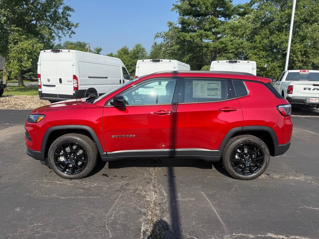 New 2026 Jeep Compass Latitude AWD/4WD image 7