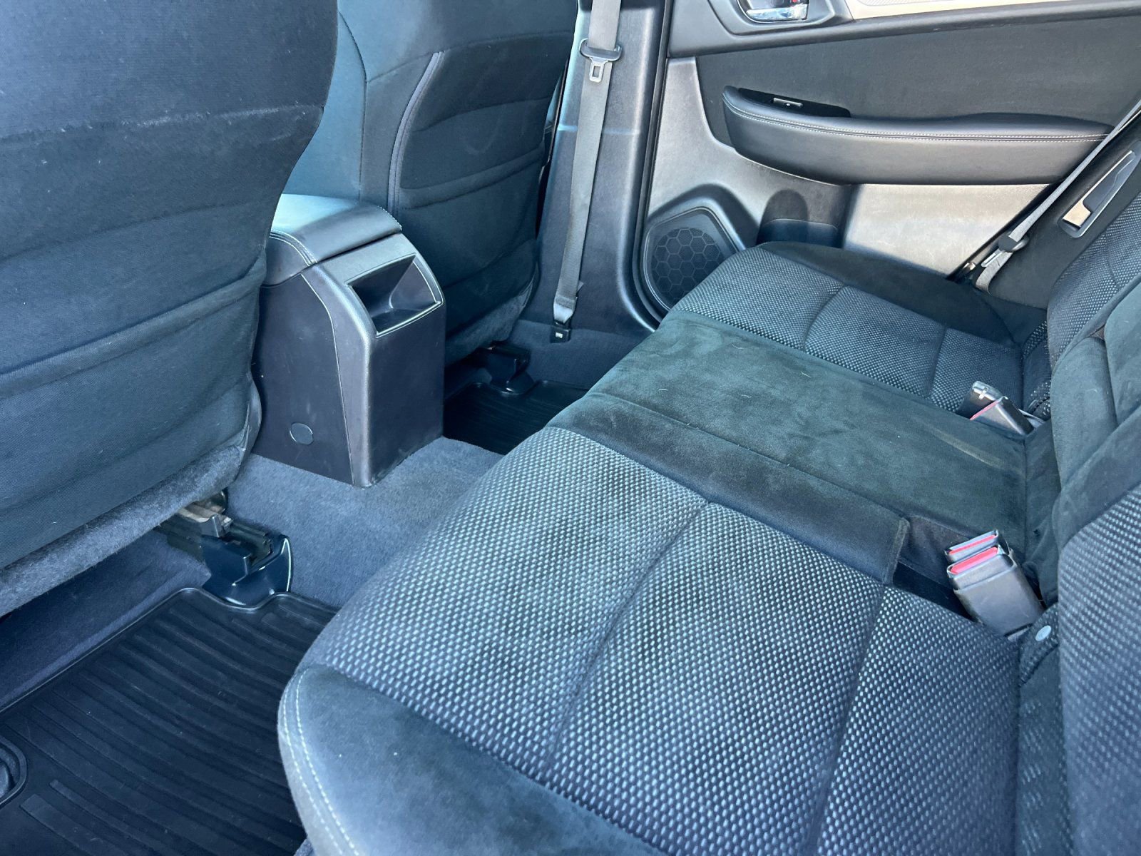 Used 2017 Subaru Outback 2.5i Premium image 12