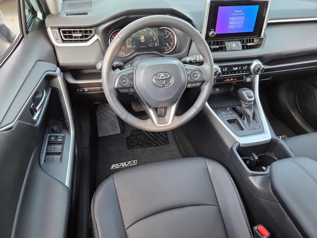 Used 2025 Toyota RAV4 XLE Premium FWD image 8
